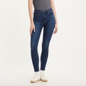 Levi’s 721 High Rise Skinny Jeans
